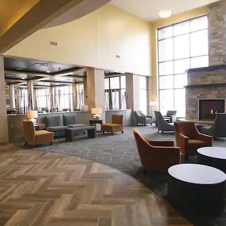 Hotel Doubletree By Hilton Bemidji Extérieur photo