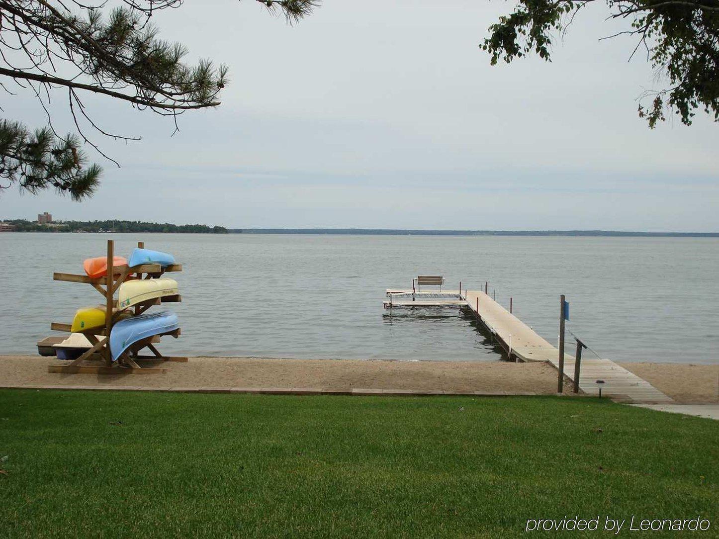 Hotel Doubletree By Hilton Bemidji Extérieur photo