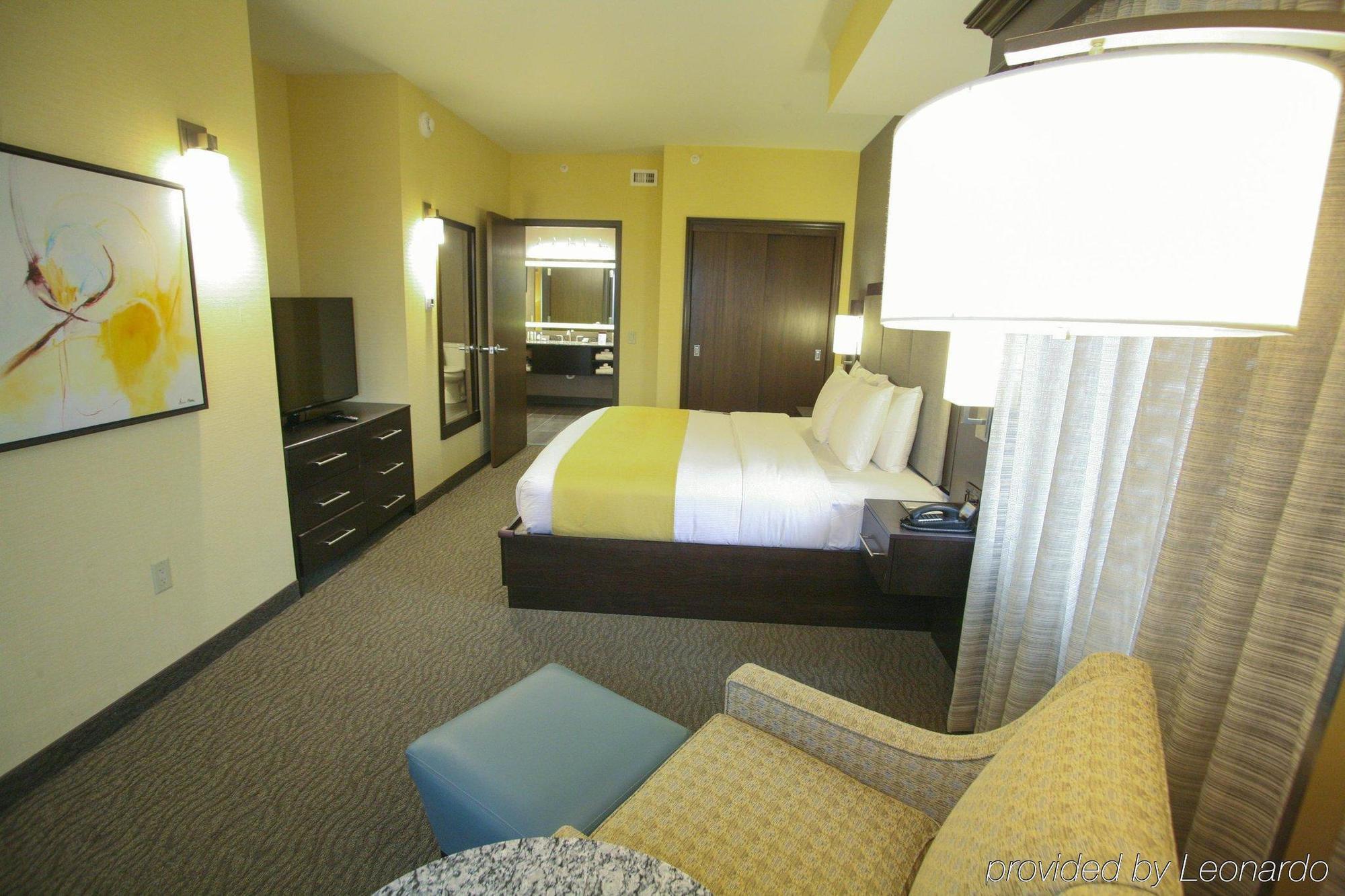 Hotel Doubletree By Hilton Bemidji Extérieur photo