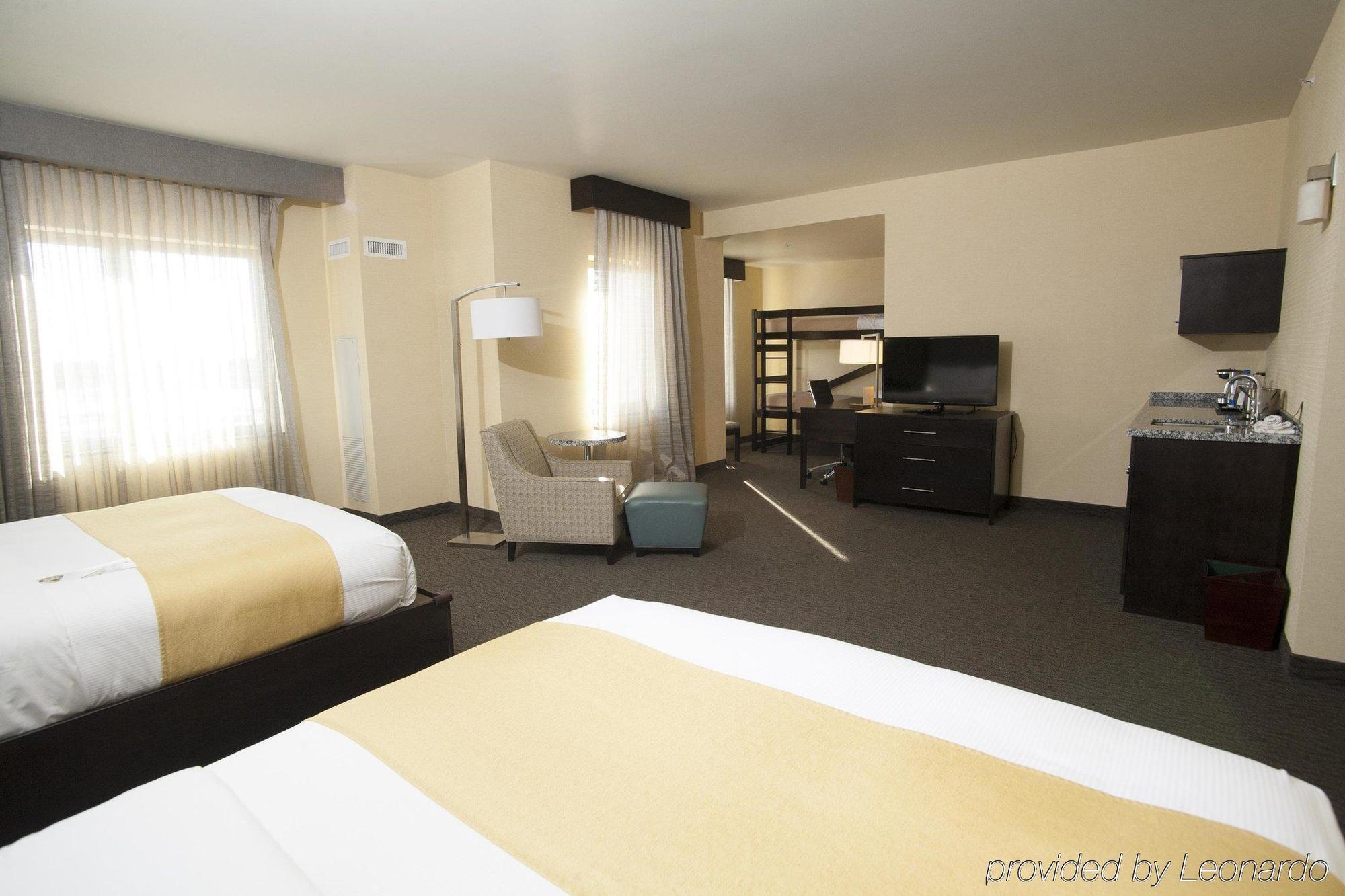 Hotel Doubletree By Hilton Bemidji Extérieur photo