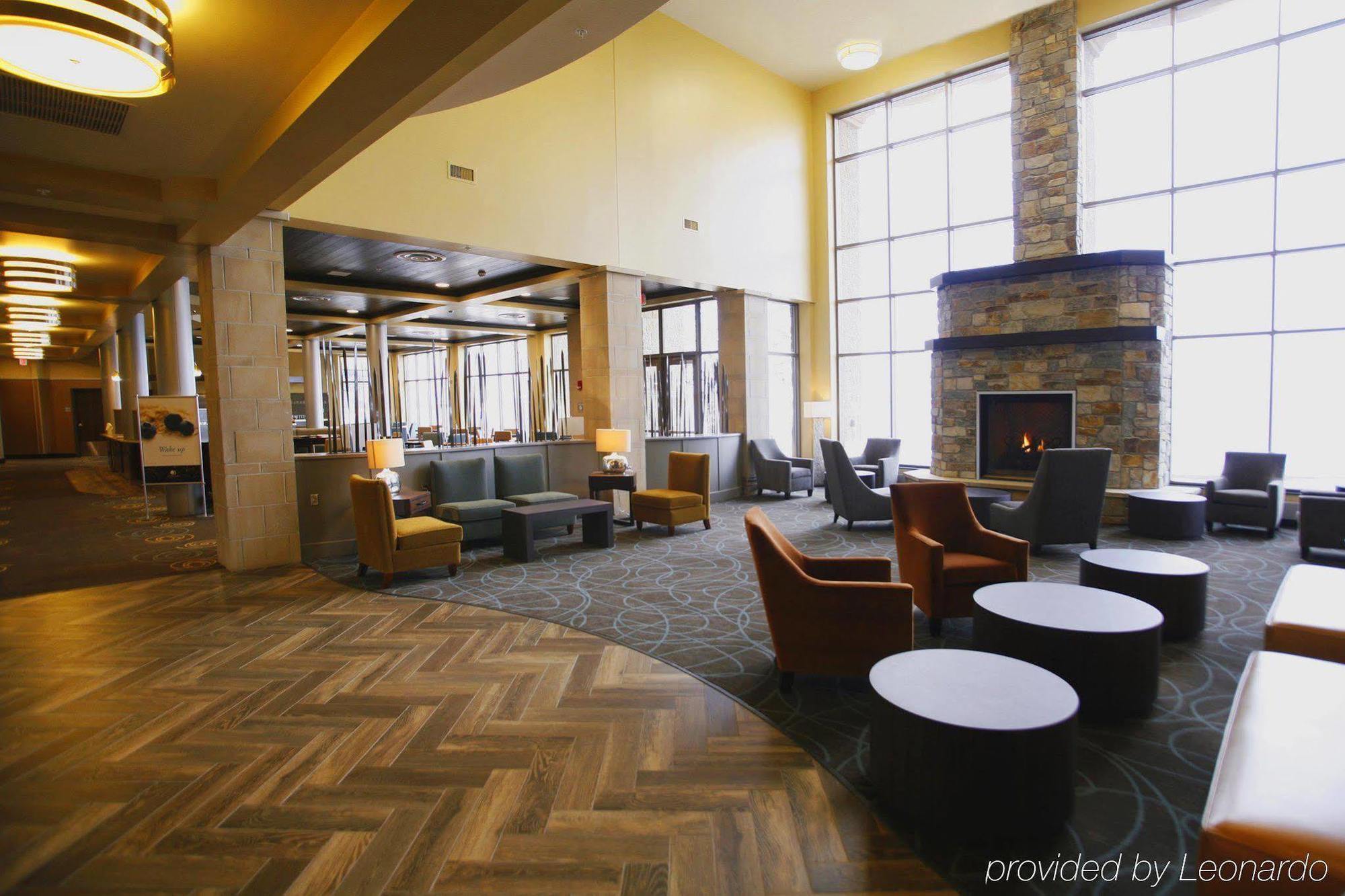 Hotel Doubletree By Hilton Bemidji Extérieur photo